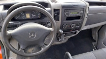 Mercedes-Benz Sprinter 519 / Automatic / Low km