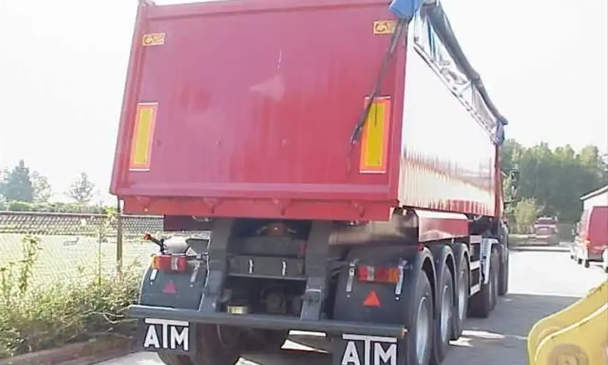 ATM 3 axle tiptrailer with 32m3 aluminium body