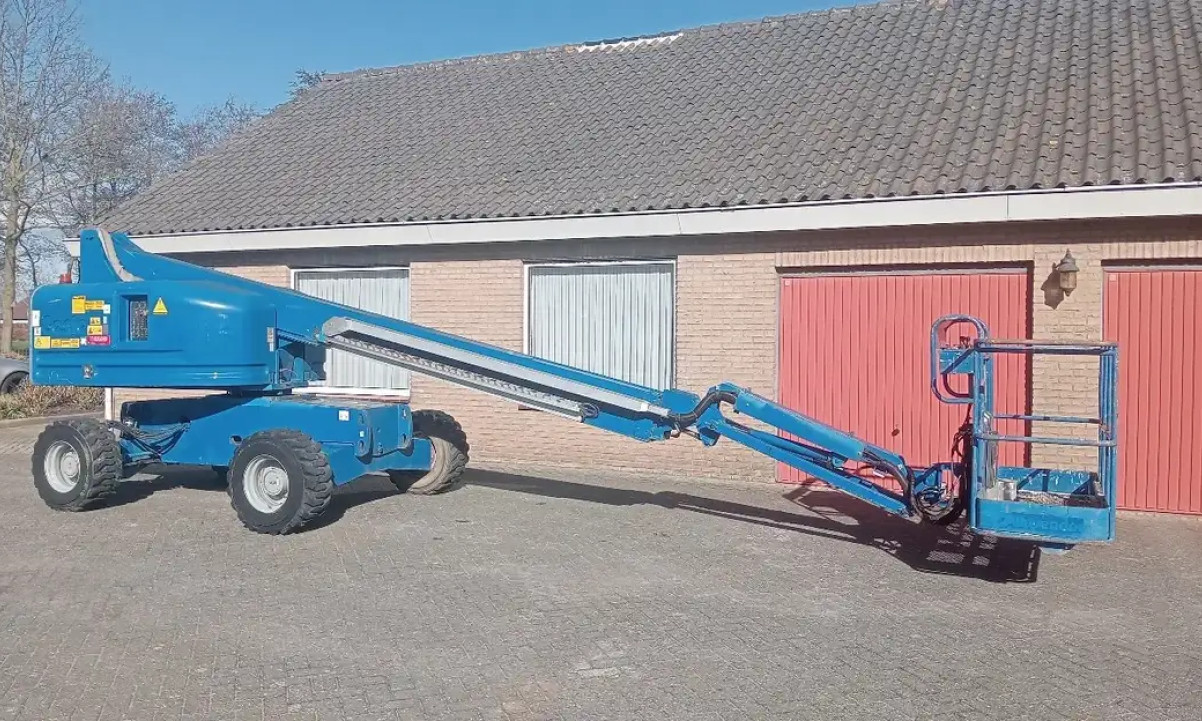 Genie S45 Manlift / Good condition / 1900 hours